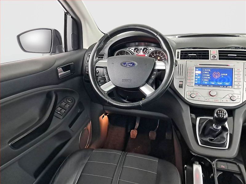Ford Kuga (2012) 2.0 TDCi, 4X4, Navi, Tempomat - fotka 7 z 19
