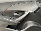 Peugeot 2008 1.2 PureTech Active - náhled 27