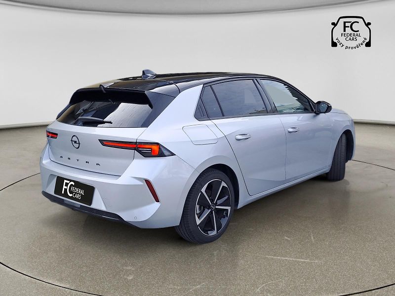 Opel Astra (2025) 1.2 Turbo 96kW GS AUT8 - fotka 5 z 15