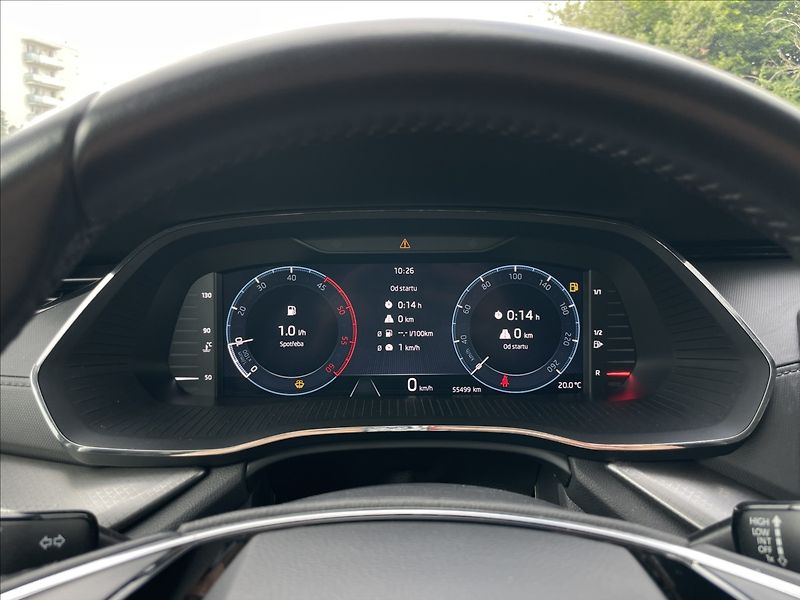 Škoda Octavia 2,0 TDI Combi Ambition Plus - fotka 9 z 23