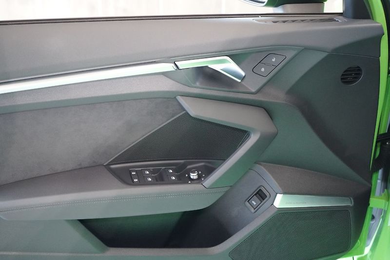 Audi RS 3 Sportback,Quattro, Matrix, B&O - fotka 21 z 44