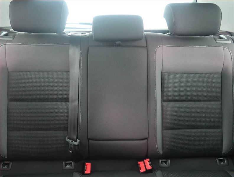 Volkswagen Golf (2010) 1.2 TSI, Tempomat - fotka 10 z 14