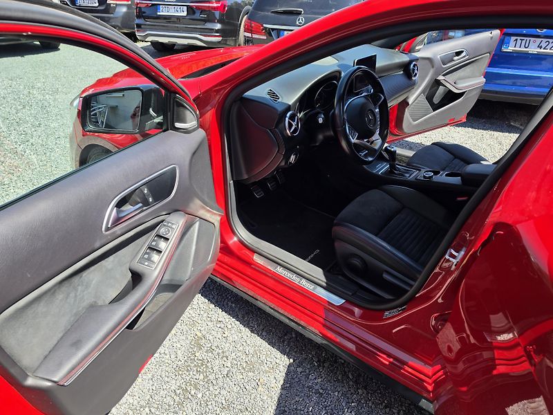 Mercedes-Benz Třídy A 220CDI AMG Harman Kardon - fotka 12 z 17