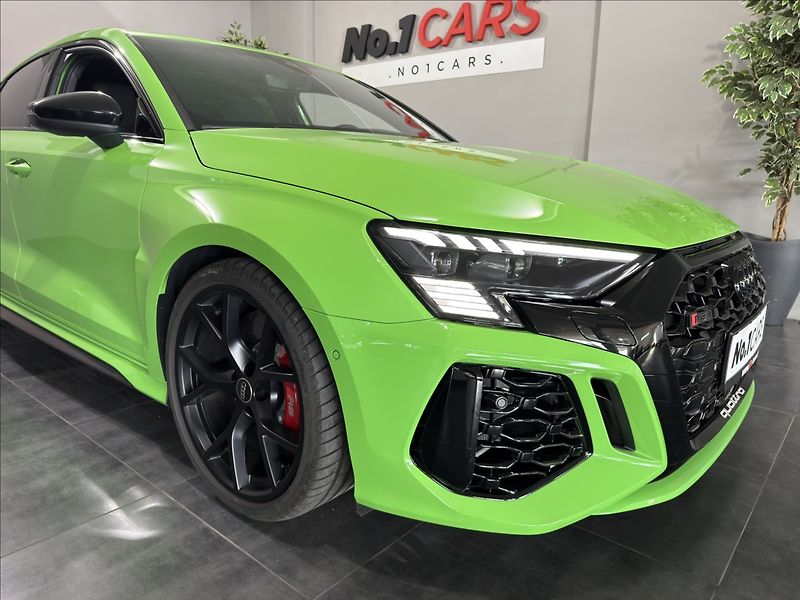 Audi RS 3 2,5   TFSI B&O 1.MAJ ČR DPH - fotka 43 z 46