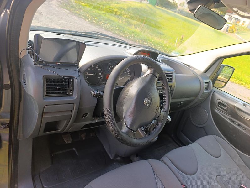 Peugeot Expert (2013) 2.0 HDi long L2H2 tažné - fotka 7 z 17