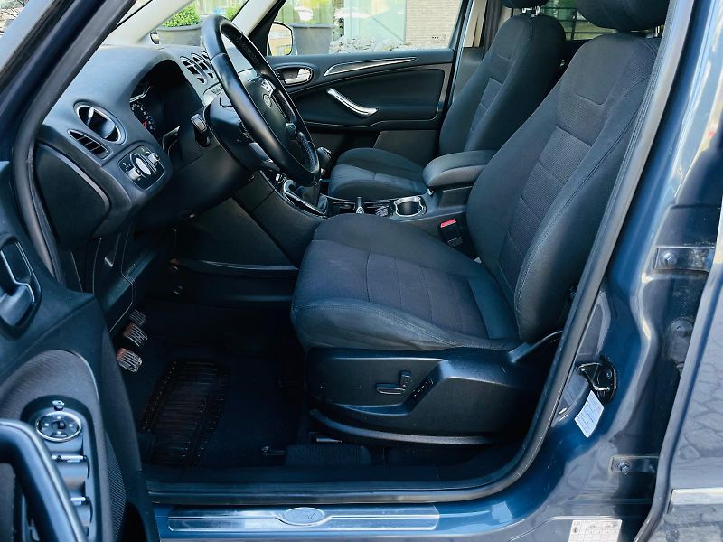 Ford Galaxy 2.2TDCi MANUÁL 7 MÍST TAŽNÉ  - fotka 30 z 50