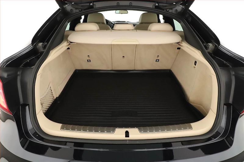 BMW X6 (2018) xDrive30d - fotka 11 z 27