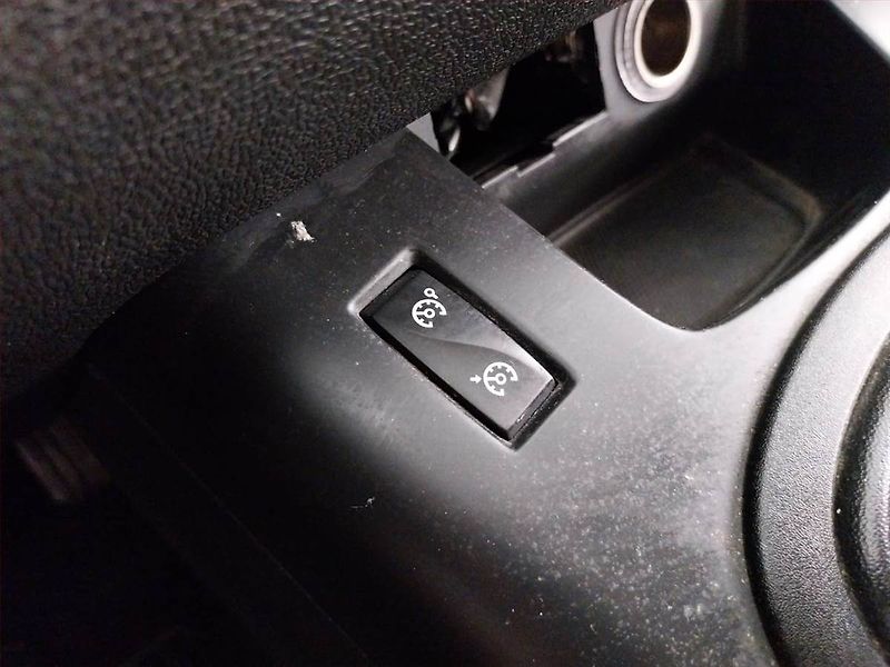 Renault Scénic (2012) 1.5 dCi, po STK, Tažné - fotka 15 z 18