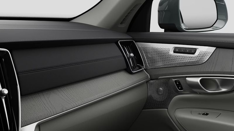 Volvo XC90 (2026) B5 AWD AUT BRIGHT PLUS 7míst - fotka 10 z 11