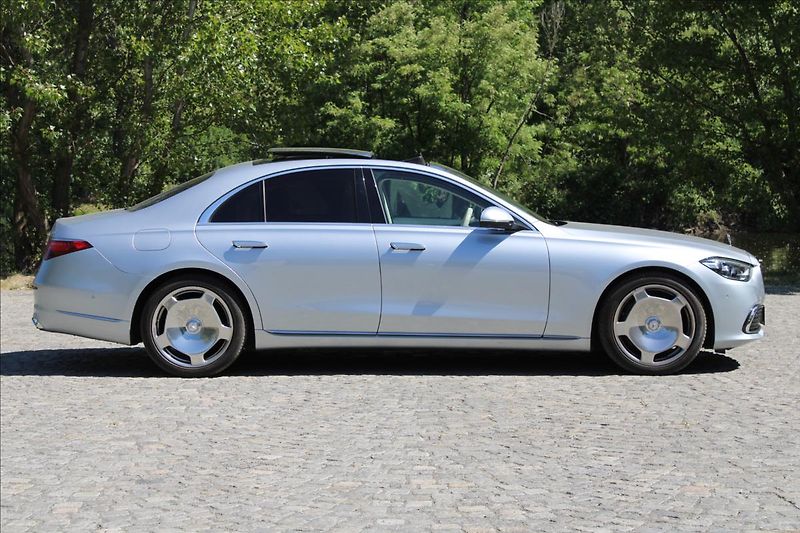 Mercedes-Benz Třídy S 350d 4M/PANO/HUD/360°/CZ - fotka 10 z 50