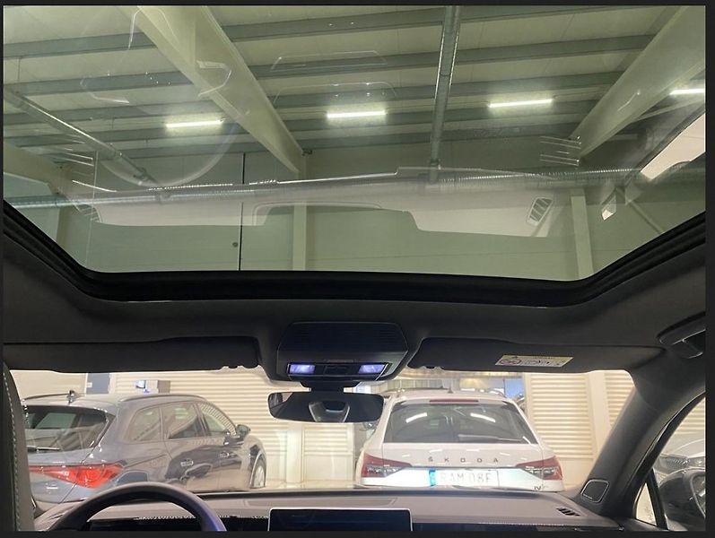 Volkswagen Tiguan 2.0TDI 4M R-LINE Harman/Kardon - fotka 12 z 14