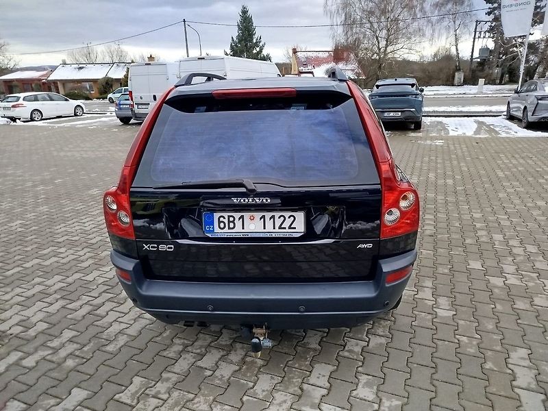 Volvo XC90 - fotka 15 z 28