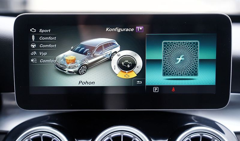 Mercedes-Benz Třídy C C 350e Plug -in hybrid/280PS - fotka 37 z 40