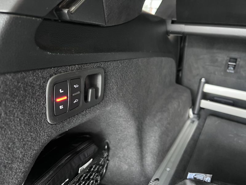 Audi Q7 TDI B&O 3D Carbon Laser Záruka - fotka 12 z 33
