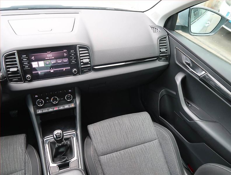 Škoda Karoq (2019) 1.6 TDI, Serv.kniha, Tempomat - fotka 8 z 14