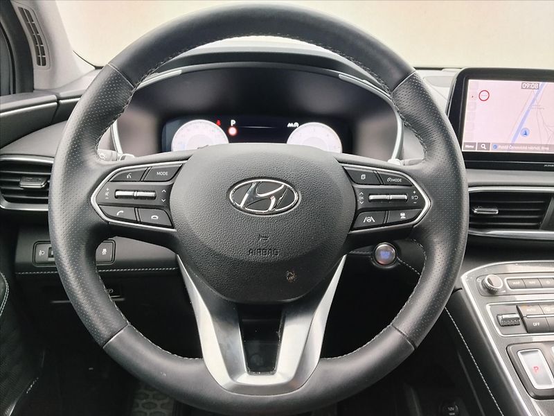 Hyundai Santa Fe 2,2   STYLE  142kW  4WD HeadUp - fotka 6 z 36