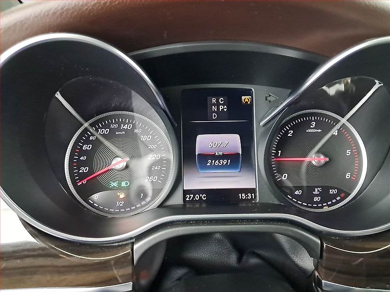 Mercedes-Benz Třídy V (2017) 250 d, ČR, DPH - fotka 11 z 23