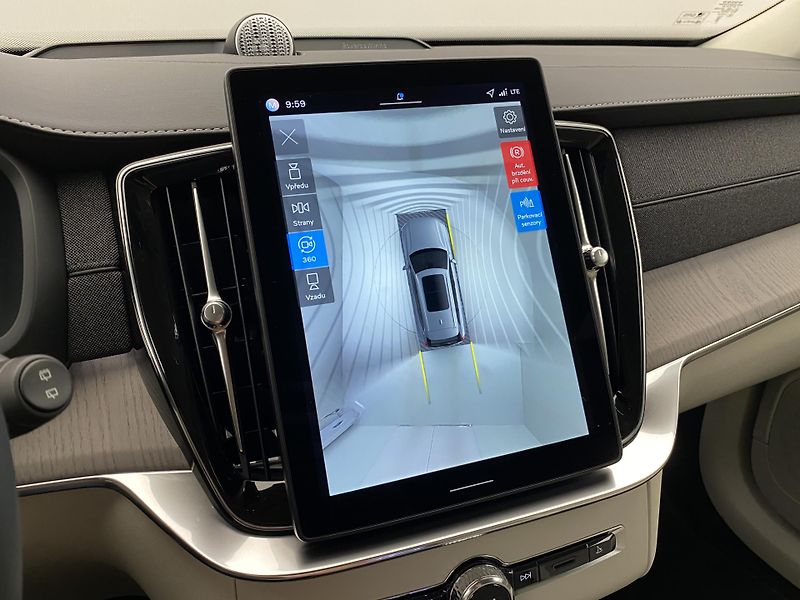 Volvo XC90 (2025) T8 AWD RECHARGE BRIGHT PLUS 7m - fotka 69 z 75