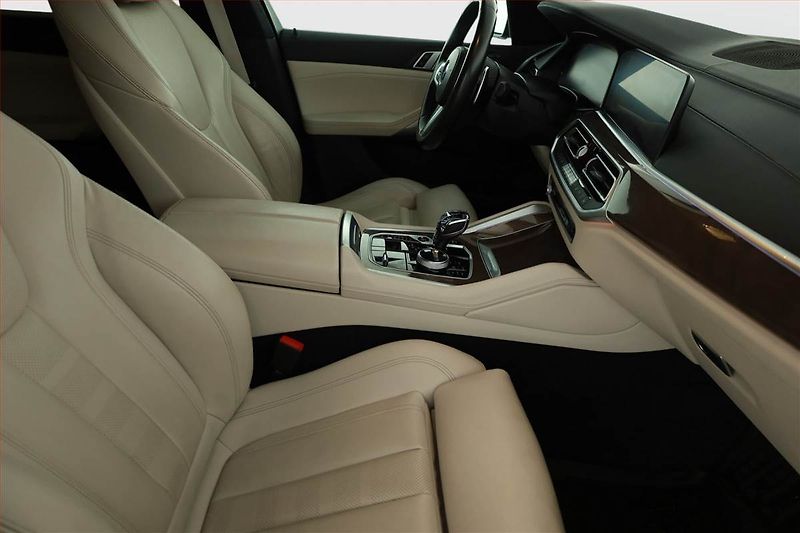 BMW X6 (2020) xDrive40i - fotka 7 z 19