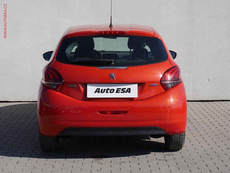 Peugeot 208 (2017) 1.2PT, ČR, AC, výhřev sed - fotka 5 z 15