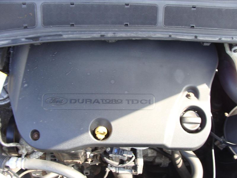 Ford S-MAX 2.2 TDCi,129 kW,klima,nová STK - fotka 15 z 20