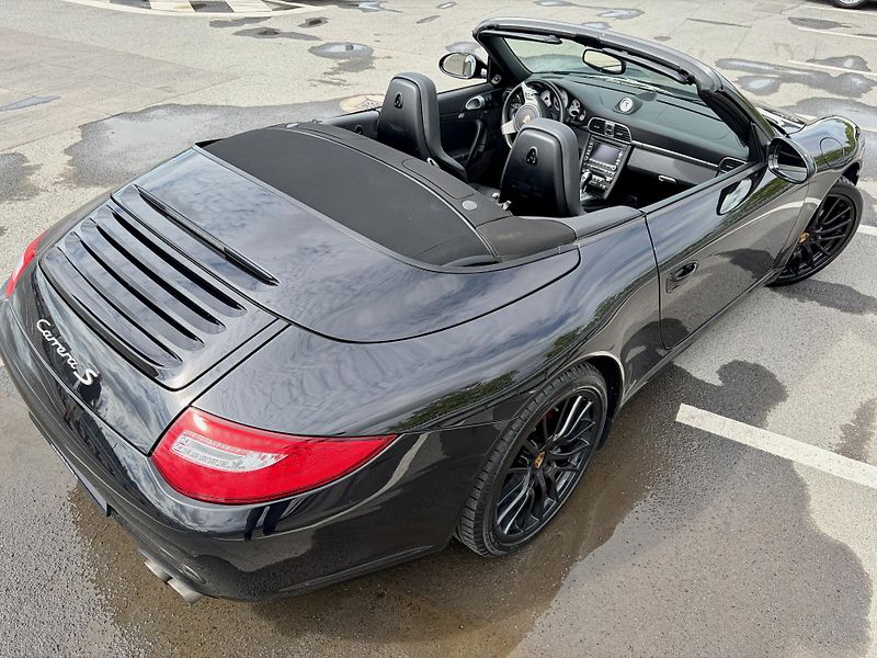 Porsche 911 (2008) S Cabrio 3.8 PDK 997.2 SportCh - fotka 54 z 67