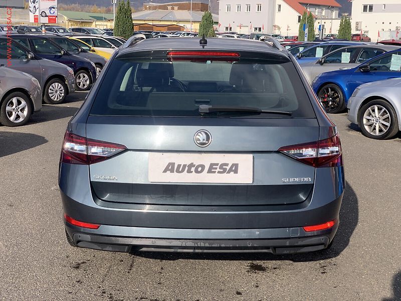 Škoda Superb (2016) 1.8 TSi, 1.maj,ČR, L&K, DSG - fotka 5 z 21