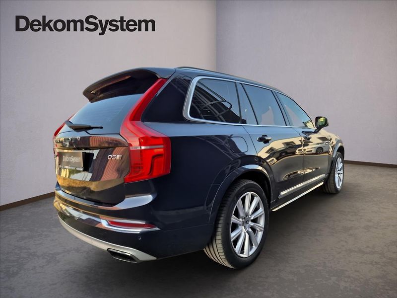 Volvo XC90 2,0 D5 AWD Inscription Auto - fotka 3 z 18