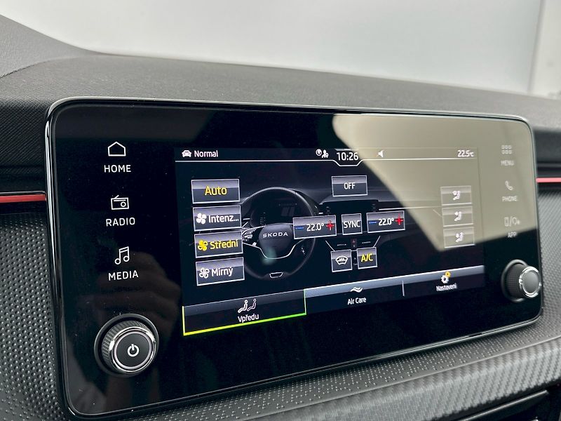 Škoda Kamiq (2025) 1.5TSI 110kW Monte Carlo - fotka 18 z 34