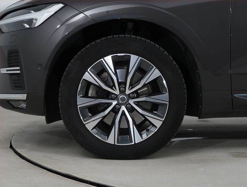 Volvo XC60 (2022) Inscription B5 AWD - fotka 15 z 24