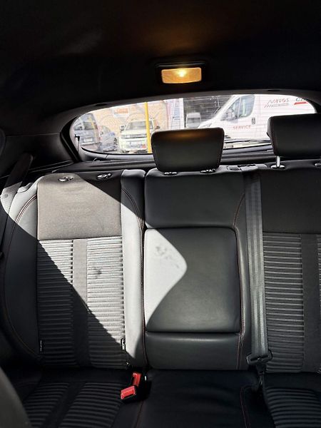 Alfa Romeo Giulietta (2012) 1.4 TB Multiair - fotka 6 z 9