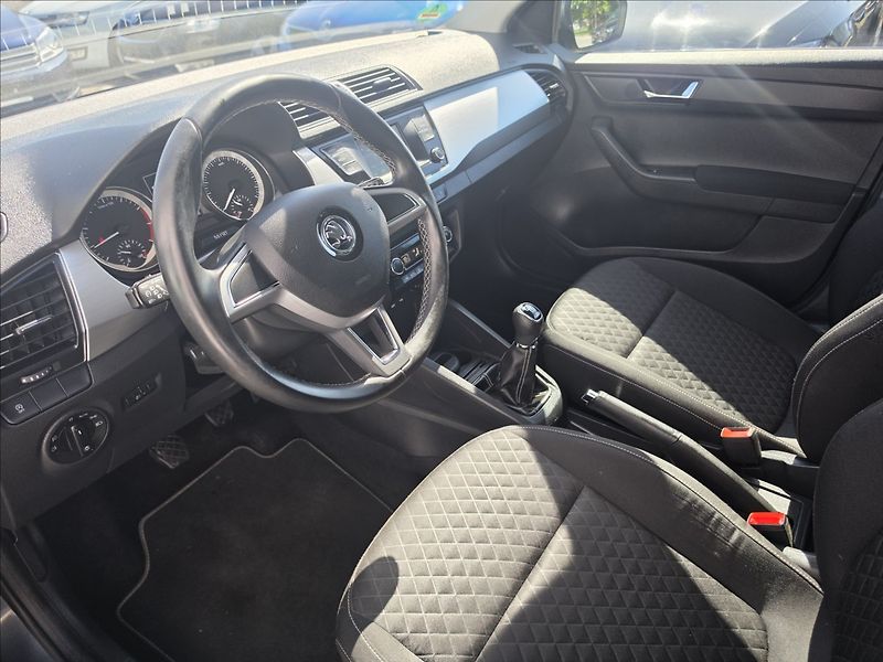 Škoda Fabia III 1,2TSi 66KW Edition - fotka 11 z 41