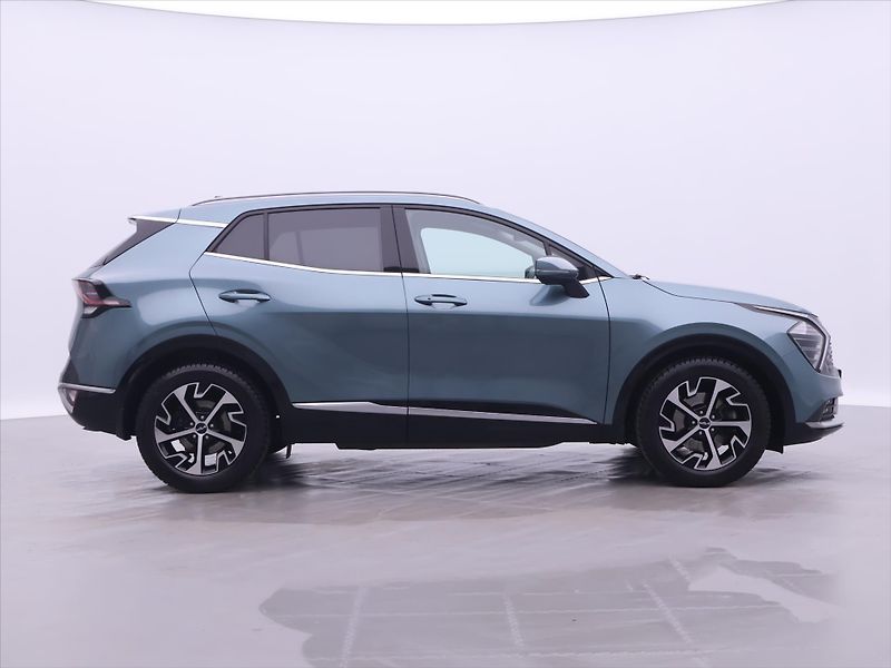 Kia Sportage 1,6 T-GDi 110 kW CZ DPH 1.Maj - fotka 8 z 33