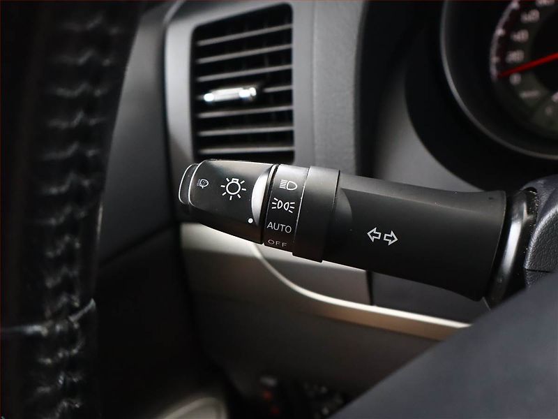 Mitsubishi Pajero (2015) 3.2 DI-D - fotka 16 z 18