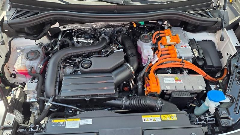 Volkswagen Tayron (2025) 1.5 PHEV 150kW Elegance SoH100 - fotka 45 z 48