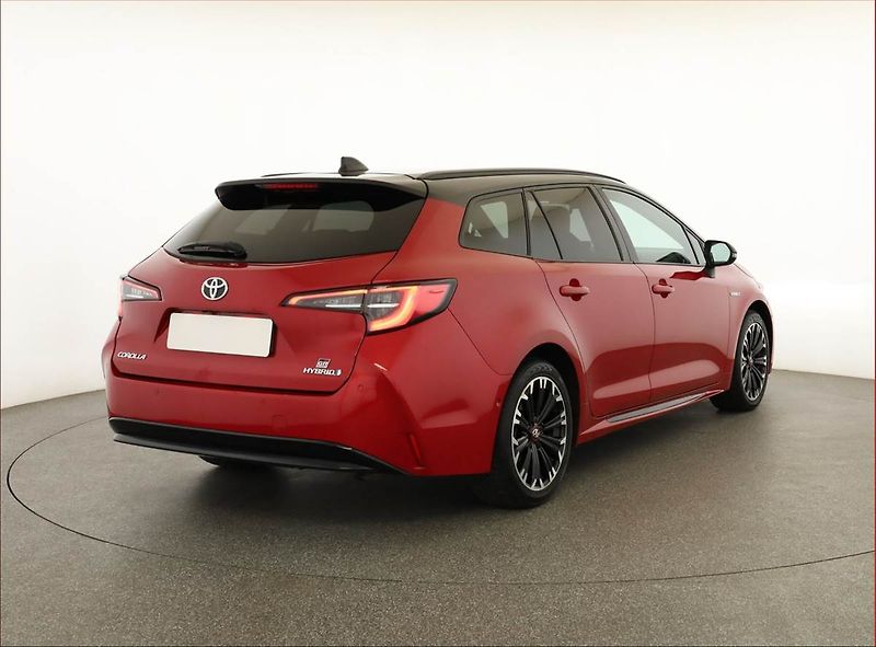 Toyota Corolla (2020) 1.8 Hybrid - fotka 5 z 20