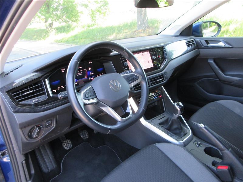 Volkswagen Taigo 1,0 TSi, LED, Navi, Vyhř. sed. - fotka 11 z 28