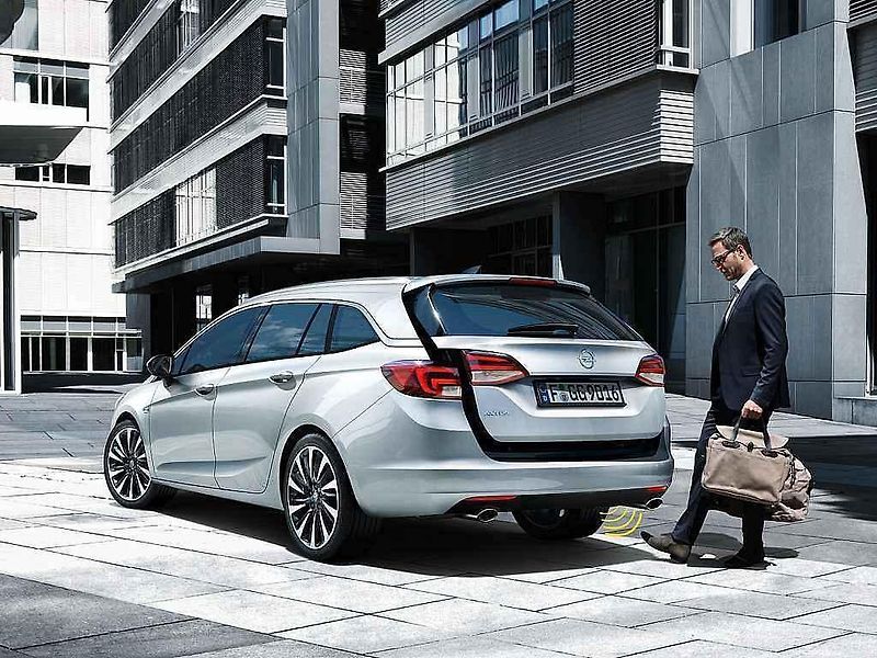 Opel Astra Sports Tourer.