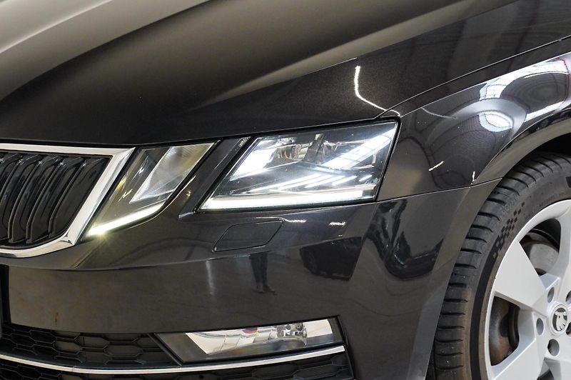 Škoda Octavia - fotka 9 z 27