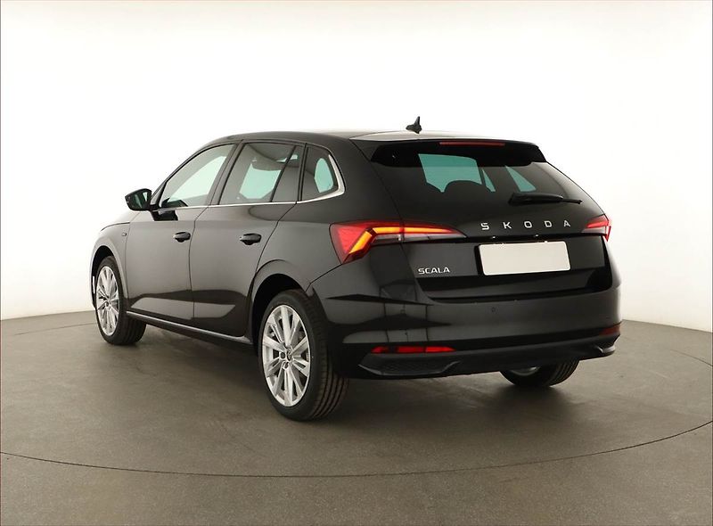 Škoda Scala (2025) 1.0 TSI, Drive - fotka 4 z 16