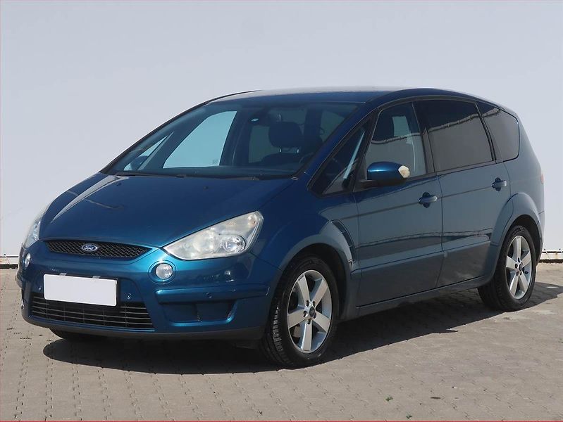 Ford S-MAX (2009) 2.0 TDCi, Serv.kniha, Navi - fotka 2 z 12