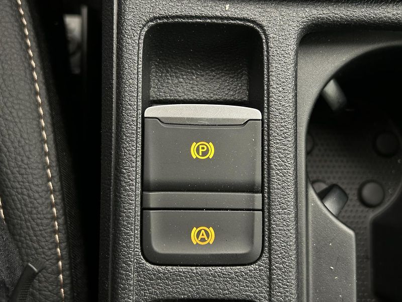 Škoda Octavia 1.5 TSI Top selection - fotka 15 z 29
