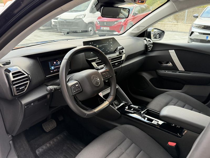 Citroën C4 (2025) PLUS PureTech 130k EAT8 - fotka 12 z 37