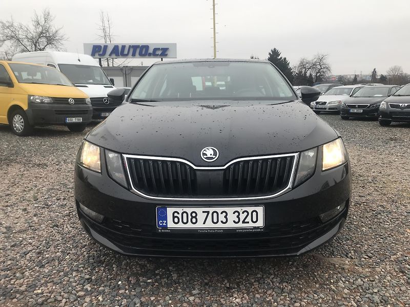 Škoda Octavia 1.6 TDI 85 KW,TEMPOMAT,KLIMA - fotka 2 z 14
