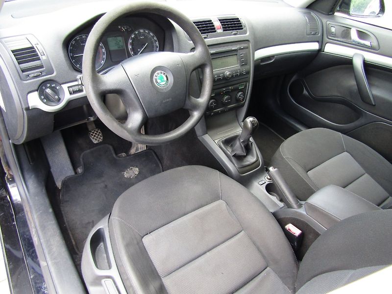 Škoda Octavia (2007) 1.9 TDI 77kW MOTOR BXE BEZ DPF - fotka 13 z 34