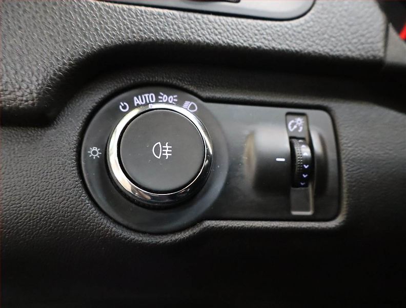 Opel Insignia (2016) 2.8 T OPC, 4X4, Automat, Kůže - fotka 23 z 27