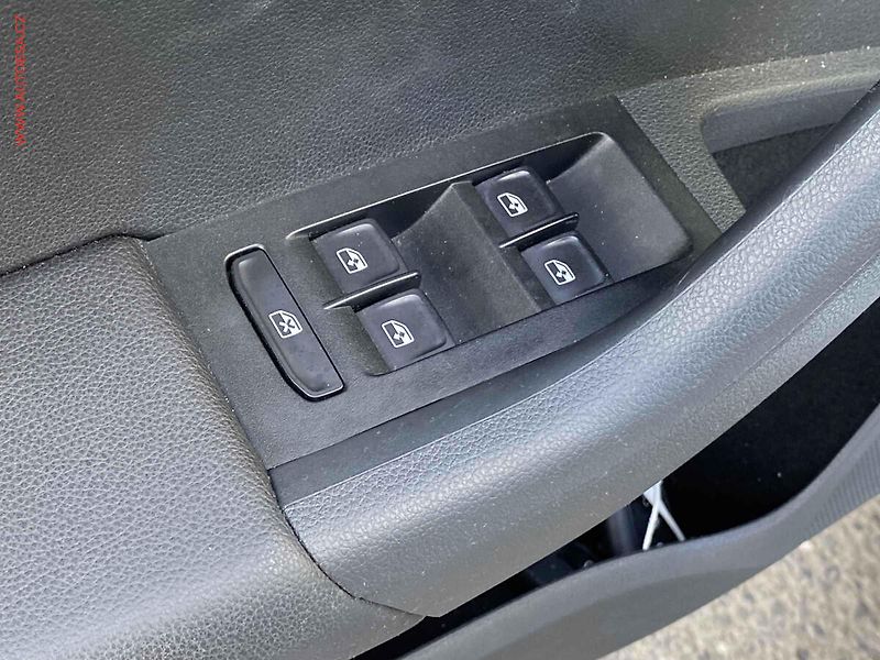 Škoda Octavia (2016) 1.6 TDi, 1.maj,ČR, Ambition - fotka 11 z 17