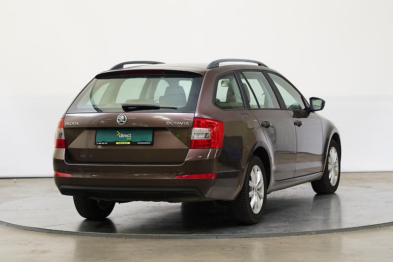 Škoda Octavia - fotka 2 z 21