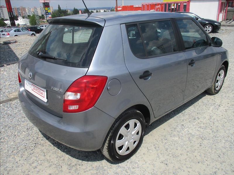 Škoda Fabia 1,2 TSI, klima, serv.kniha, - fotka 5 z 36