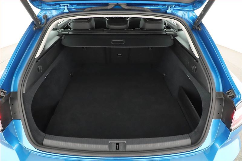 Volkswagen Arteon (2022) Elegance 2.0 TDI - fotka 11 z 19